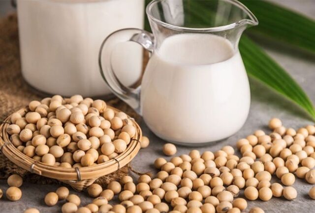 Uống sữa đậu nành khi bụng đói cơ thể không thể được hấp thụ hoàn toàn