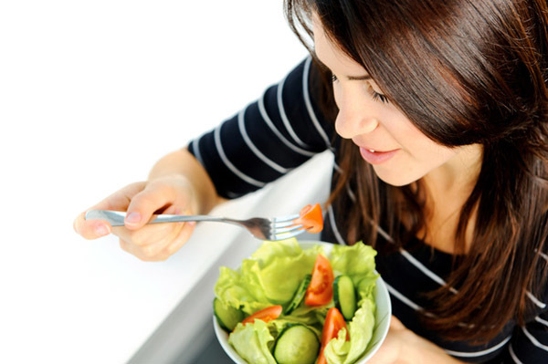 Bạn có thể thoải mái ăn hoa quả và rau mà không lo tăng cân